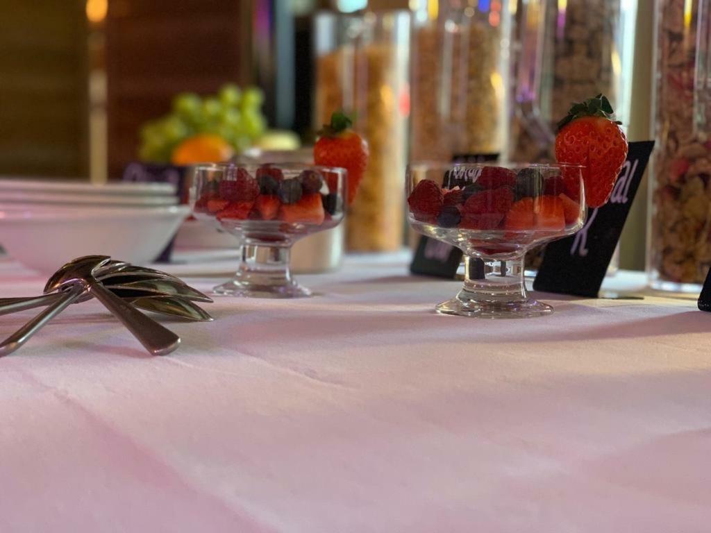 The Somerset House Hotel & Handmade Pie House Уеймут Екстериор снимка