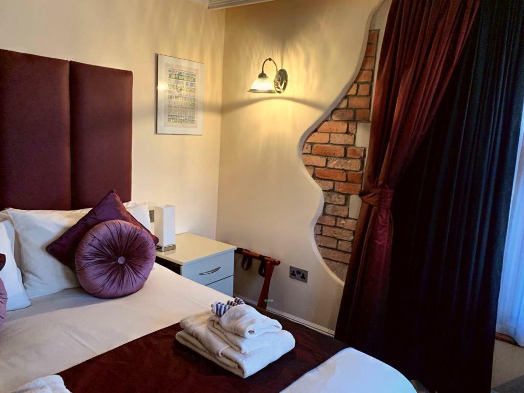 The Somerset House Hotel & Handmade Pie House Уеймут Екстериор снимка